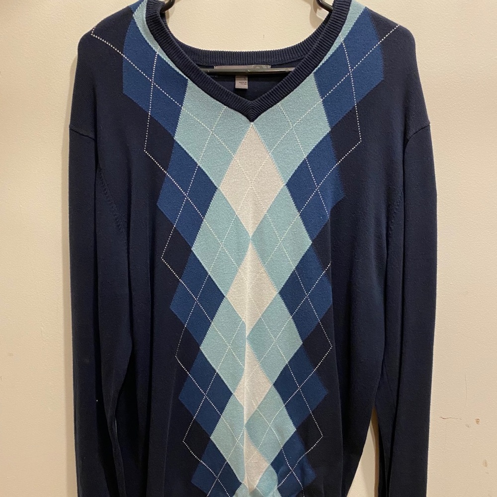 Long sleeve Sweatervest style
